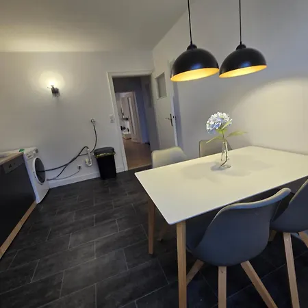Grosse Moderne Ferienwohnung, Zentrale Ruhige Lage Kassel Exterior photo