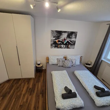Grosse Moderne Ferienwohnung, Zentrale Ruhige Lage Kassel Exterior photo