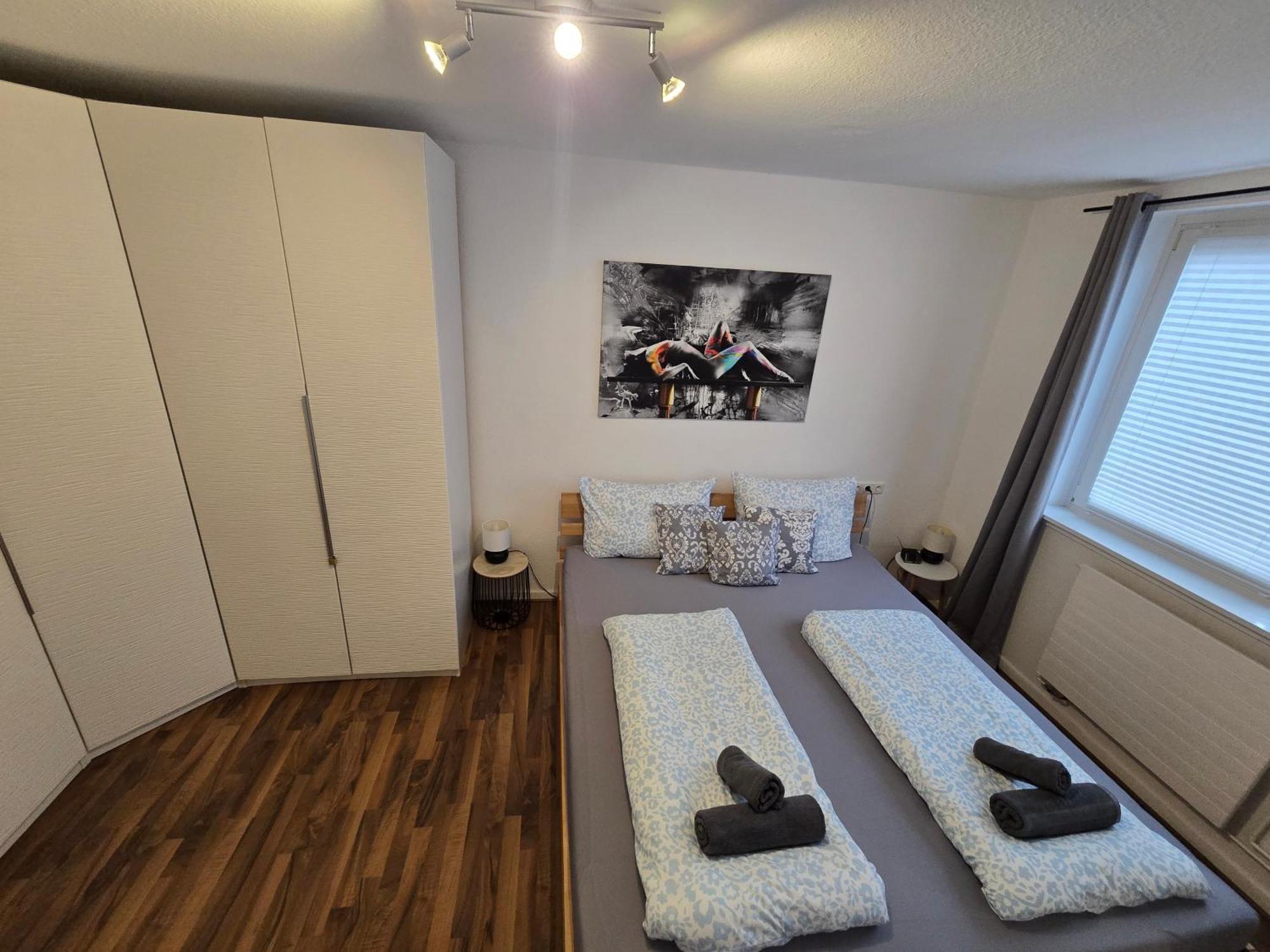 Grosse Moderne Ferienwohnung, Zentrale Ruhige Lage * Kassel