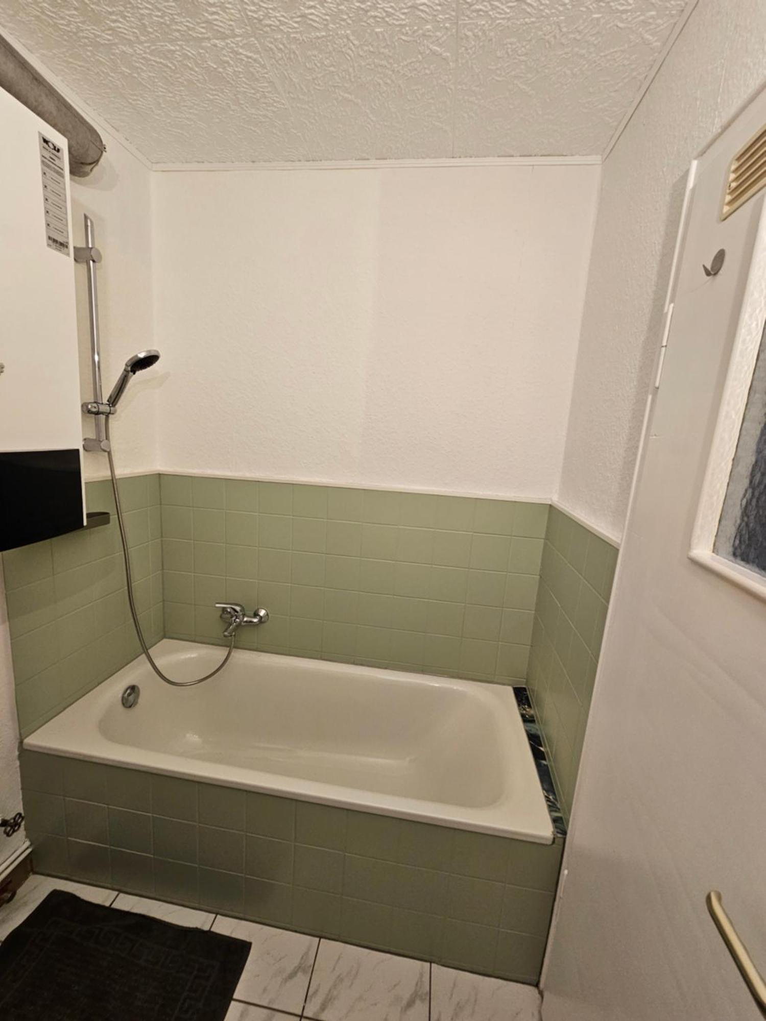 Grosse Moderne Ferienwohnung, Zentrale Ruhige Lage Apartment Kassel