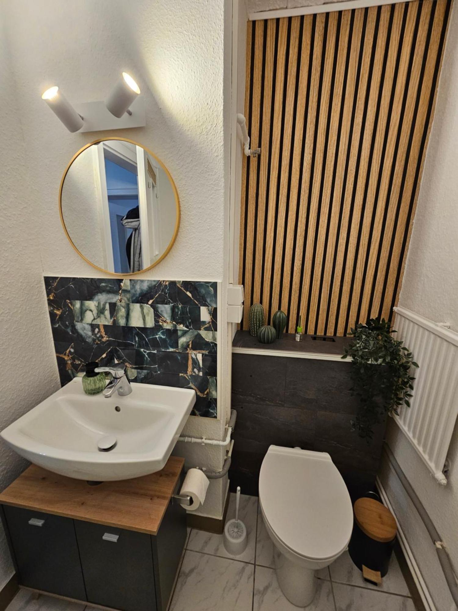 Apartment Grosse Moderne Ferienwohnung, Zentrale Ruhige Lage Kassel